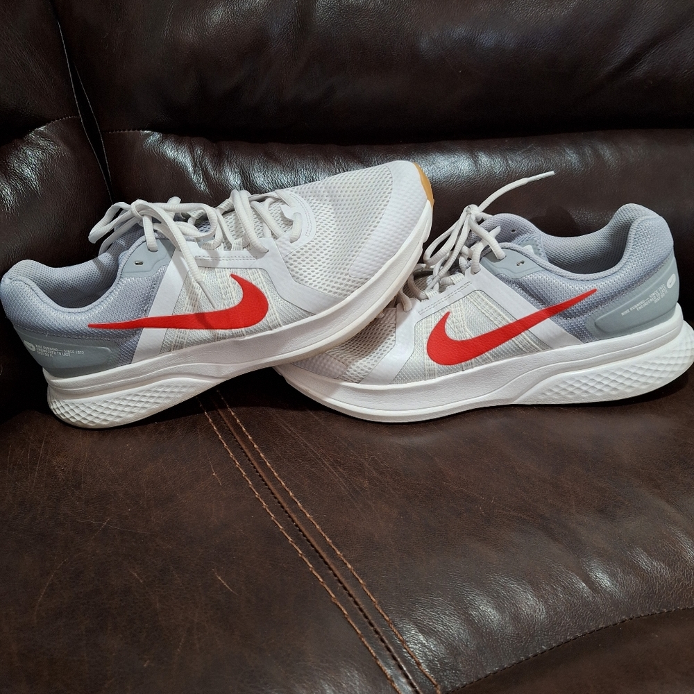 Nike Run Swift 2.0 size 13